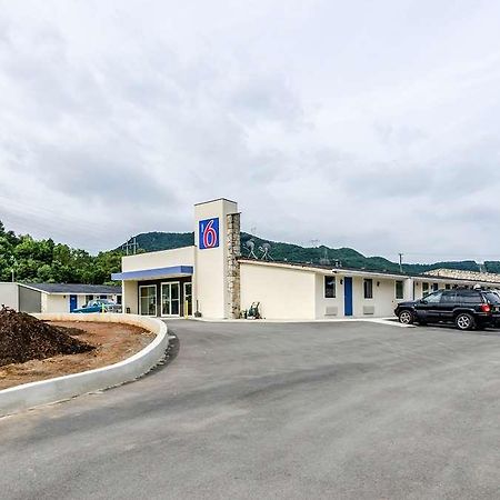 Motel 6 Troutville, Va Екстериор снимка