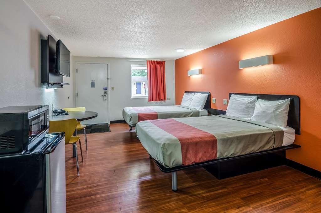 Motel 6 Troutville, Va Стая снимка
