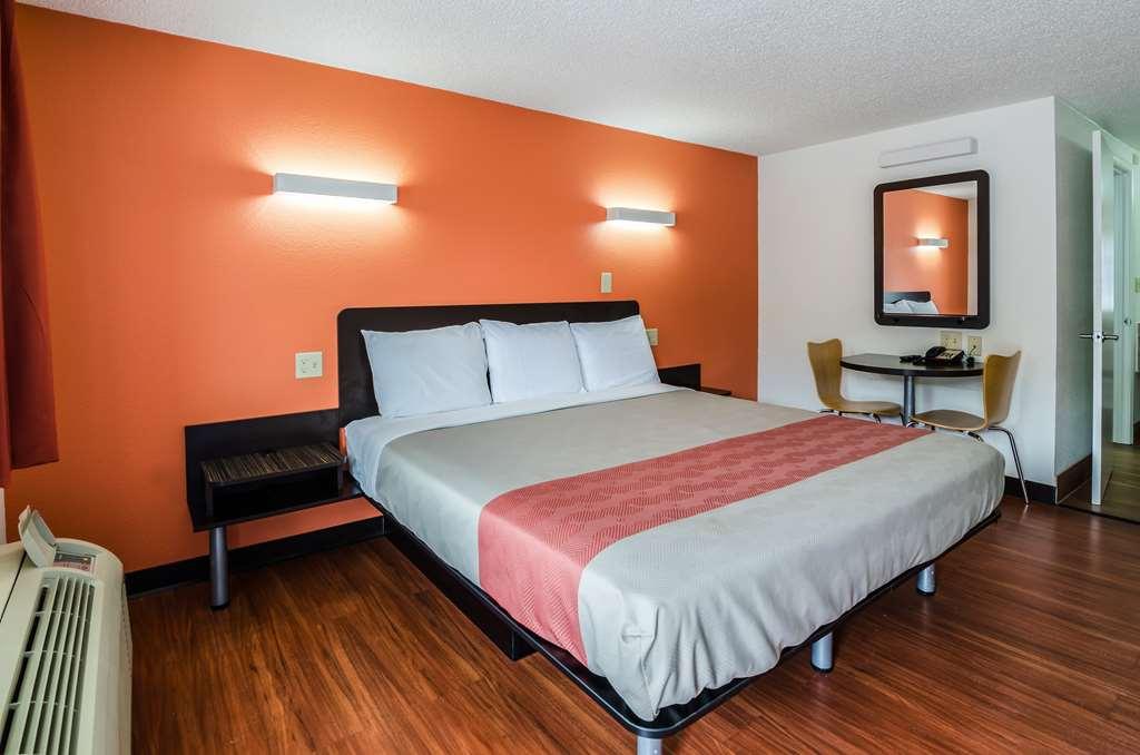 Motel 6 Troutville, Va Стая снимка