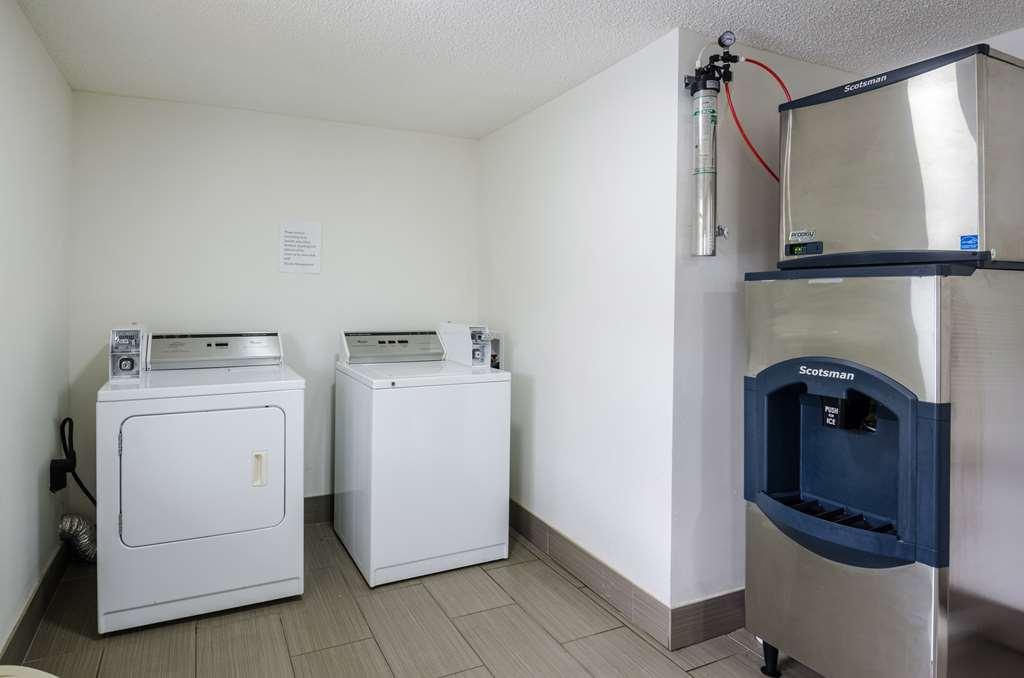 Motel 6 Troutville, Va Съоръжения снимка